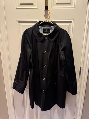 London Fog Women's Black Single-Breasted Trench Coat